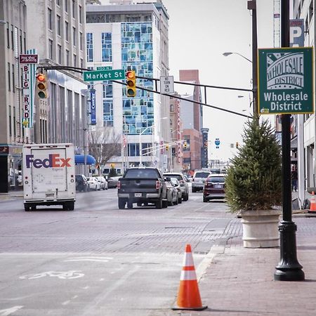 דירות אינדיאנפוליס Frontdesk Penn Street Tower Apts Downtown Indy מראה חיצוני תמונה