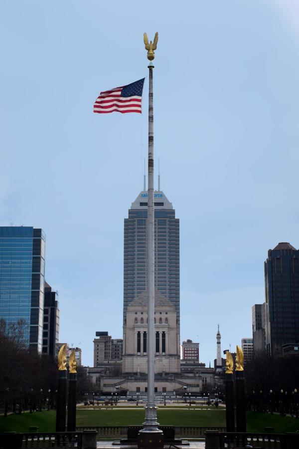 דירות אינדיאנפוליס Frontdesk Penn Street Tower Apts Downtown Indy מראה חיצוני תמונה